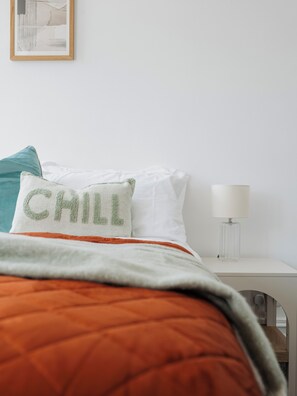 3 bedrooms, iron/ironing board, travel crib, free WiFi