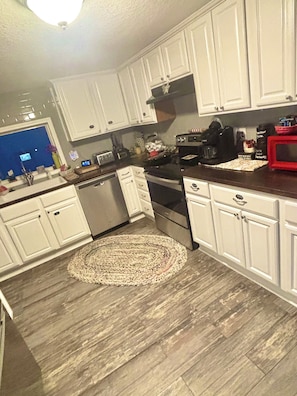 Microwave, oven, stovetop, dishwasher