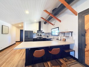 Microwave, oven, stovetop, dishwasher