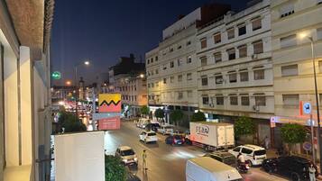 Luxury Studio Suite | Terrace/patio