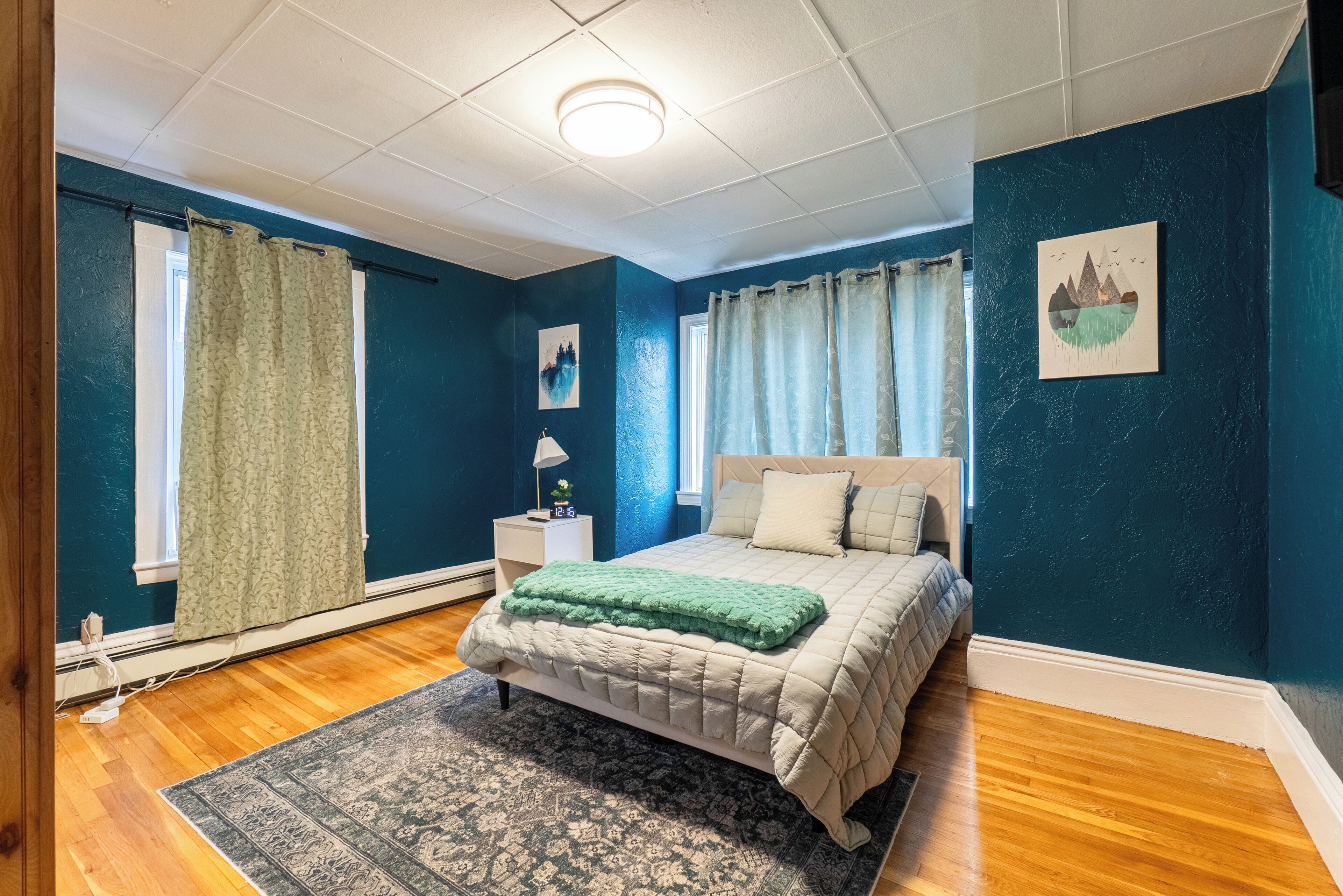 3 bedrooms, WiFi, bed sheets