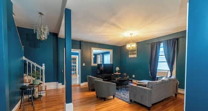 Boston 3BDR/2BA - Free Parking/ 5 min to Bus Stop