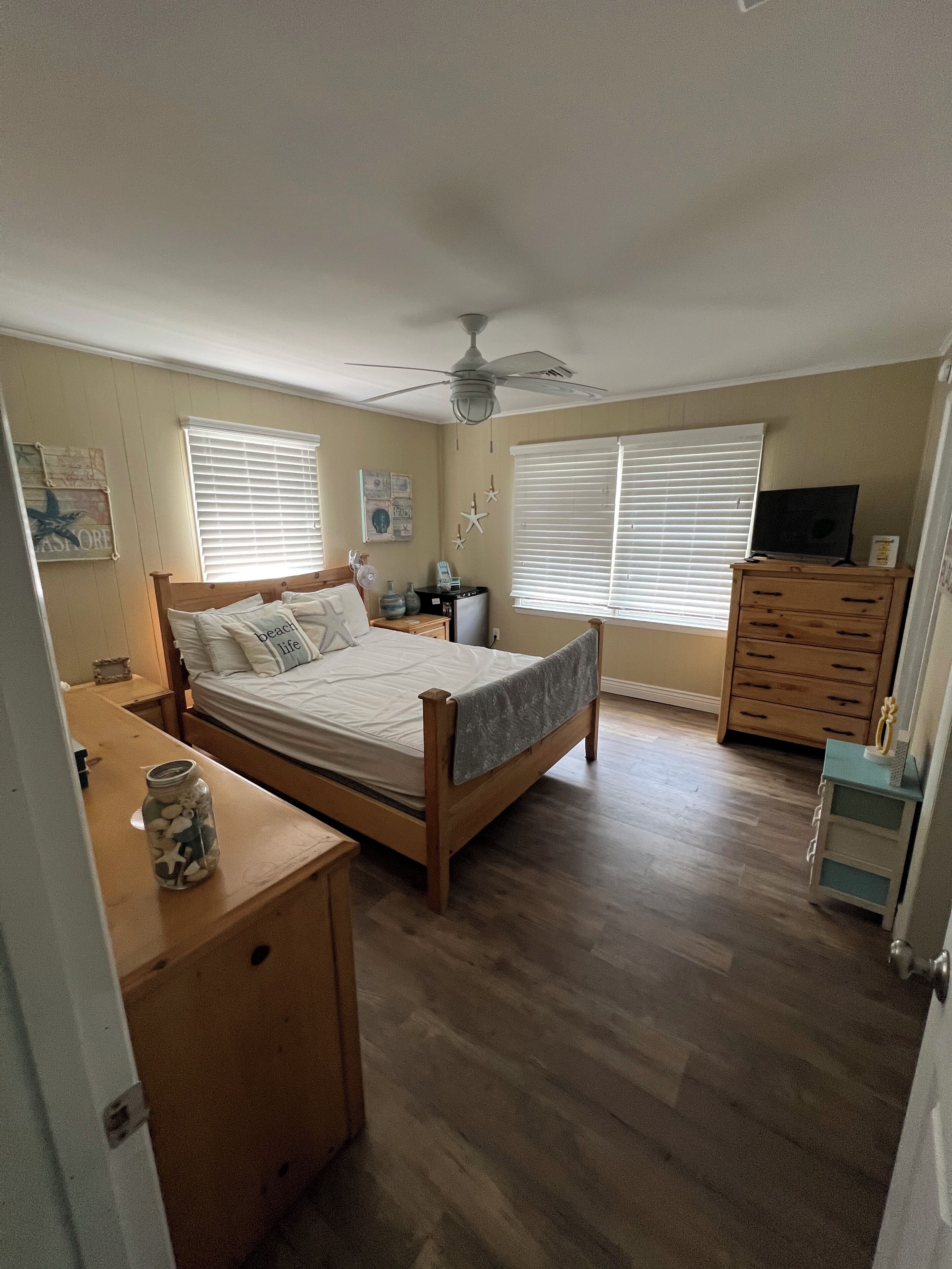 5 makuuhuonetta, silitysrauta/-lauta, ilmainen Wi-Fi