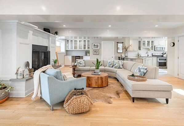 TV connectée, cheminée