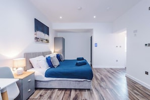 1 chambre, Wi-Fi gratuit, draps fournis