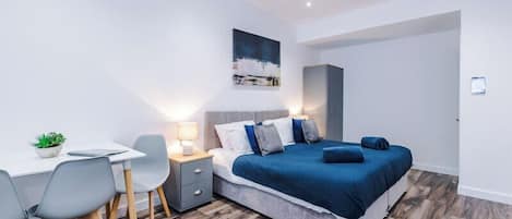 1 habitación, wifi gratis y ropa de cama