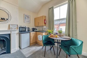 Dining - Chester Heights by Guestz (Chester)