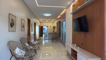 Casa Comfort, no fumadors, aire condicionat | Sala d'estar