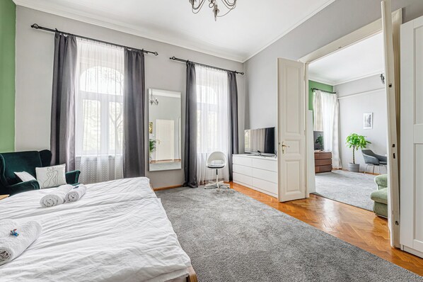 2 bedrooms, desk, iron/ironing board, travel cot