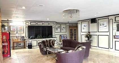 Motel 19 By Capital O Baytown I-10