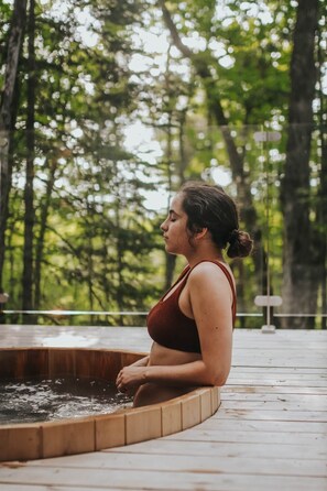 Outdoor spa tub - Prunella № 3, Prunella № 3 - A-Frame Cabin Getaway - Design, Comfort & Nature (Thorne)