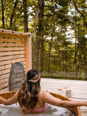 Outdoor spa tub - Prunella № 4, Prunella № 4 - A-Frame Cabin Getaway - Design, Comfort & Nature (Thorne)