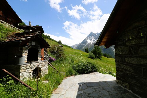 Mayen Motau - Retour à l'essentiel | La Forclaz