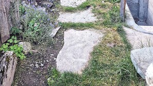 A rustic wooden house with stone steps leading to a wooden deck. - Chalet Berthé 11 (Les Haudères)
