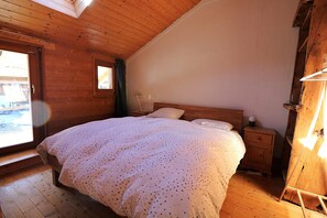 3 chambres, Wi-Fi gratuit, draps fournis