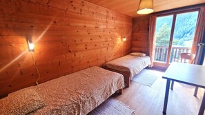 3 camere, ferro/asse da stiro, Wi-Fi gratuito, lenzuola