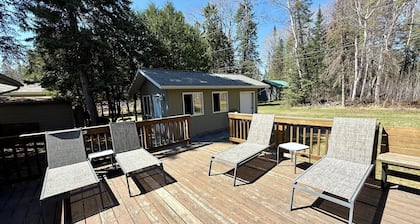 "Fairway to Heaven' – Walk to Golf, Beach, Lake, Bar & More!