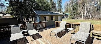 "Fairway to Heaven' – Walk to Golf, Beach, Lake, Bar & More!