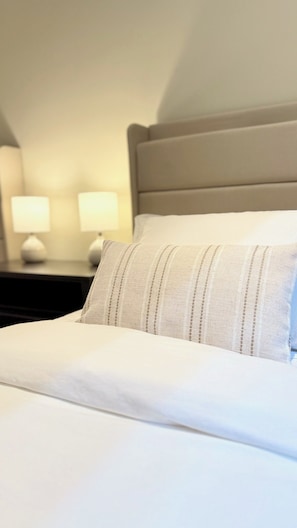 2 chambres, bureau, fer et planche à repasser, Wi-Fi gratuit