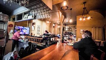 Bar (en la propiedad)