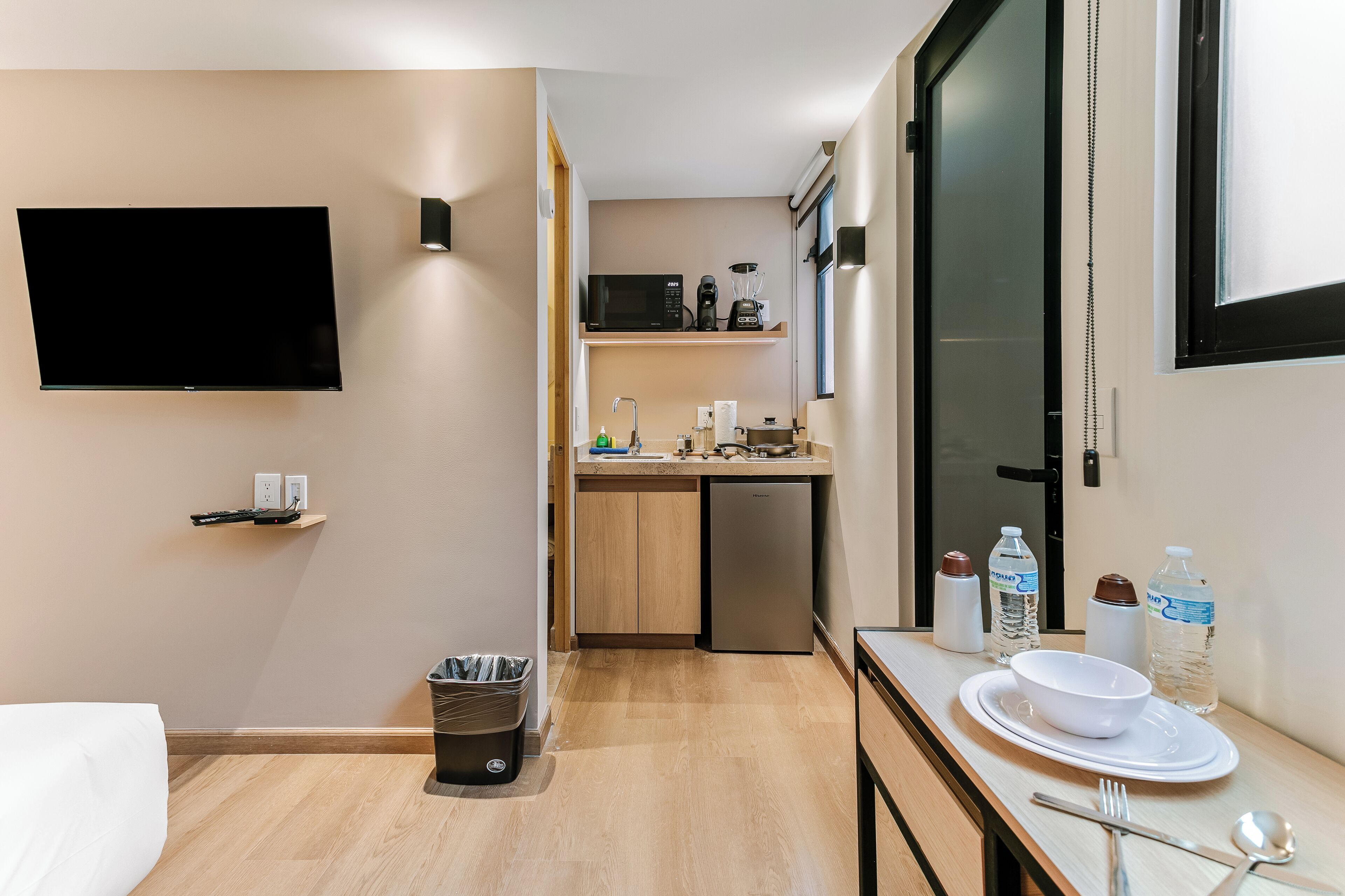 Basic Apartment, Courtyard View | Desk, laptop workspace, iron/ironing board, free WiFi
