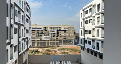 Très bel appartement à louer à kenitra avec piscine et salle de sport