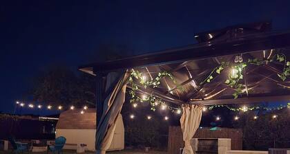 Boho home Near Lackland + SeaWorld + Kids Room