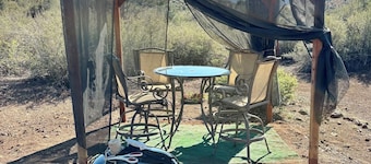 Charming 2-bedroom RV in fabulous Prescott with WiFi, AC and lots of trails