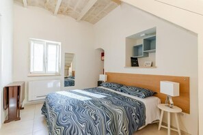 Deluxe Double Room, City View | Desk, laptop workspace, free WiFi - Residenza Già Antico Forno (Matera)