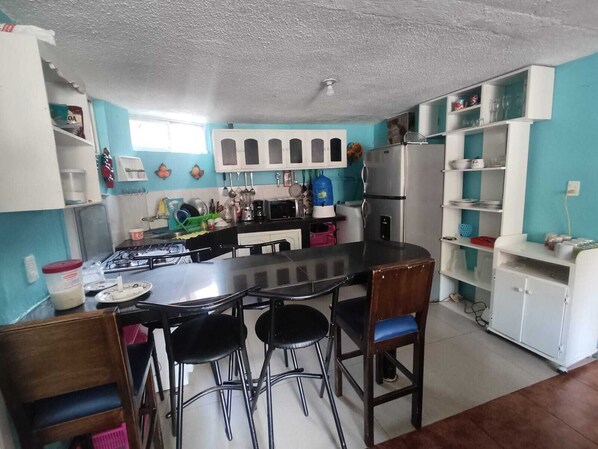 Microwave, oven