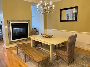 Huis, Meerdere bedden, balkon (LAGUNA DRIVE 21083) | 3 slaapkamers, individueel gedecoreerd, individueel gemeubileerd