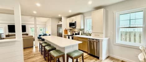 Maison, Plusieurs lits, cuisine, vue sur la ville (RODNEY STREET 110) | Cuisine privée | CafetiÚre-théiÚre