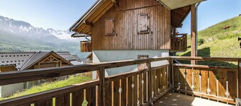 Apartment for 4 to 6 people in Albiez