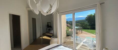 3 Schlafzimmer, Bügeleisen/Bügelbrett, WLAN, Bettwäsche