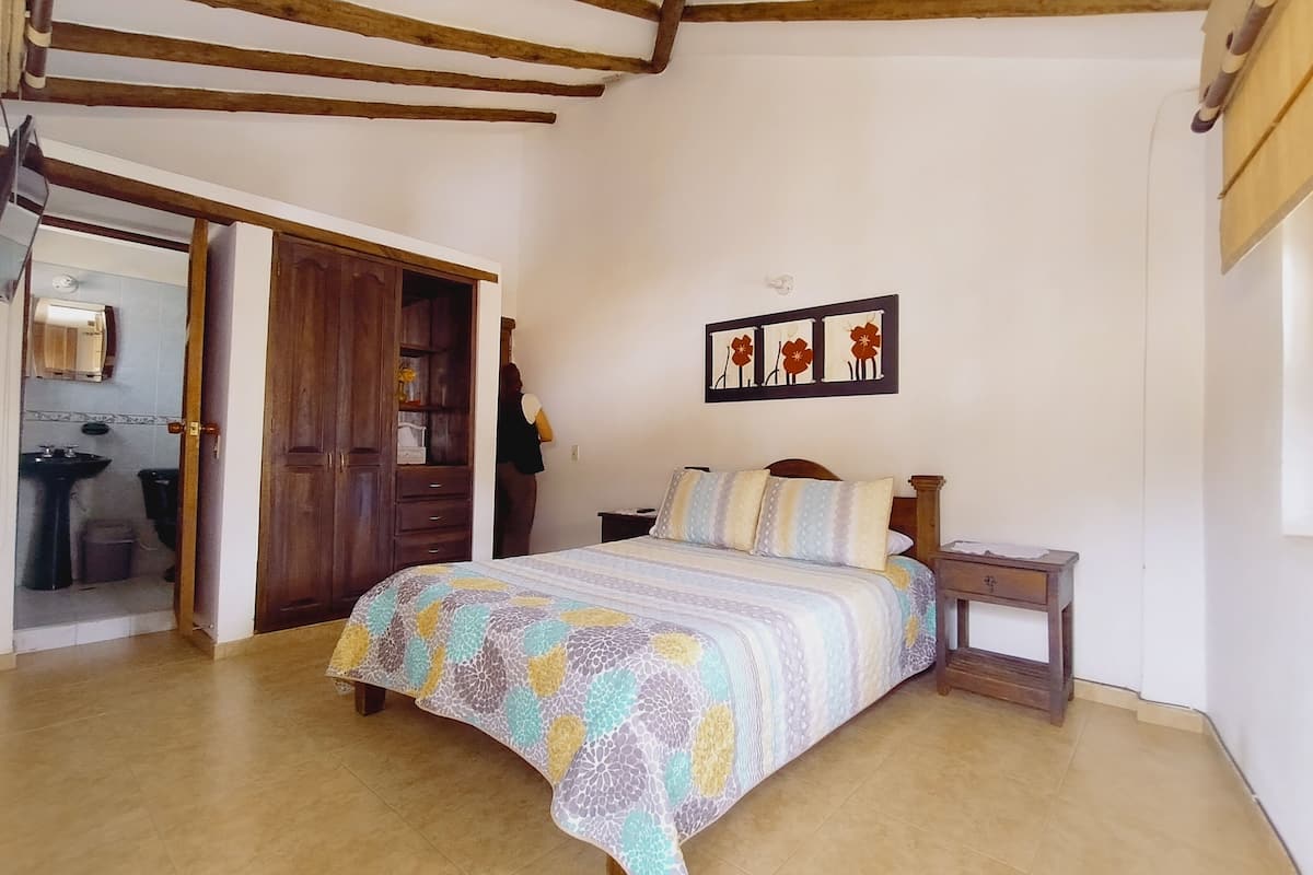 Classic Double Room | Free WiFi