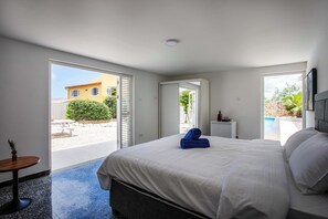4 dormitorios, tabla de planchar con plancha, wifi y ropa de cama