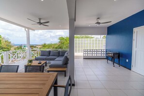 Televisión y estéreo 