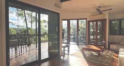 Ecoasis Sanctuary: Scenic Range View Chalet