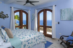 4 slaapkamers, een strijkplank/strijkijzer, wifi, beddengoed