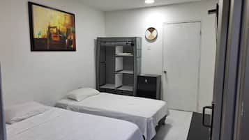 1 habitación, wifi y ropa de cama