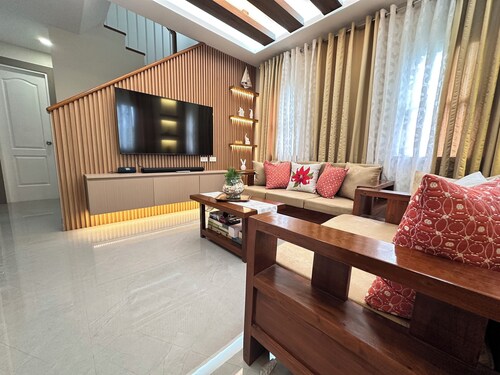 4-bedroom house in enchanting San Fernando with WiFi, AC