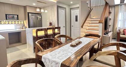 4-bedroom house in enchanting San Fernando with WiFi, AC