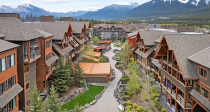 Chic 1BR Mountain Suite | King Bed + Pool