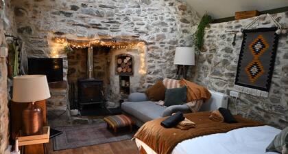 Bro Deg – Your Cosy Cottage Getaway in Moylegrove