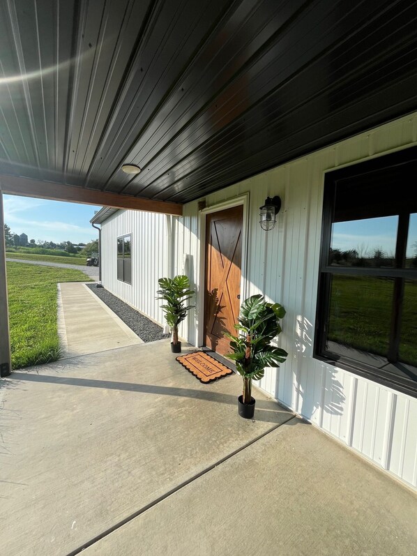 Exterior detail - DairyLand - A Private Getaway on 16 acres next door to Dairy Farm with EV Hookup (Eolia)