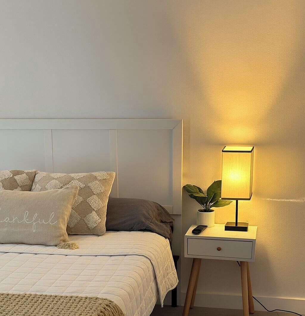 6 bedrooms, iron/ironing board, WiFi, bed sheets