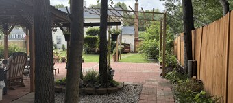 Garden Hallow, Basement get away