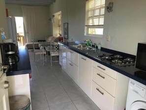 Fridge, microwave, dishwasher, coffee/tea maker