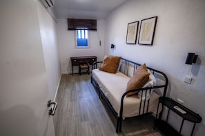 Ferienhaus, 2 Schlafzimmer, Kamin, Stadtblick | Wohnzimmer