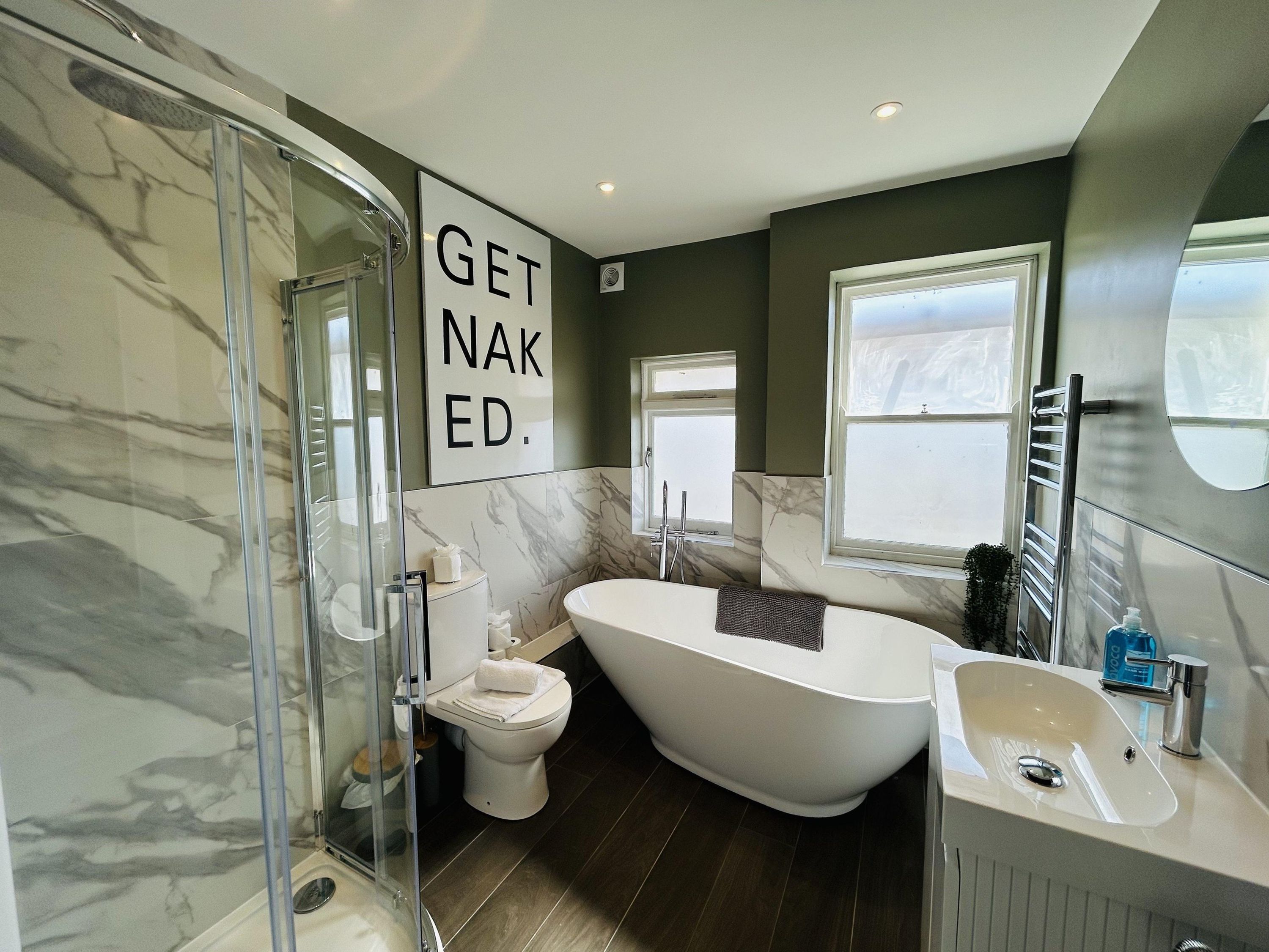 2 عدّة غرف نوم